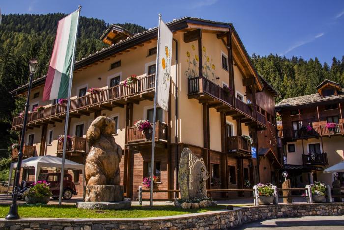 Hotel Boton DOr & Wellness a La Thuile