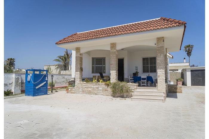 Villa Milon Near The Sea - Happy Rentals