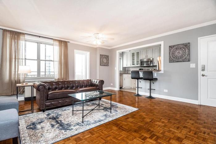 ENTIRE CONDO! Downtown! 24 Concierge! PT9B