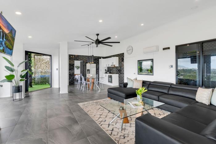 Sky High - Peaceful Jacuzzi Panorama