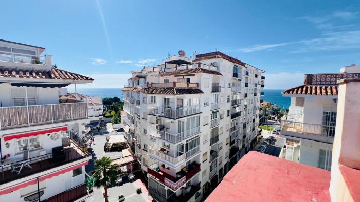 Estudio Velero en el centro de Nerja - South Costa