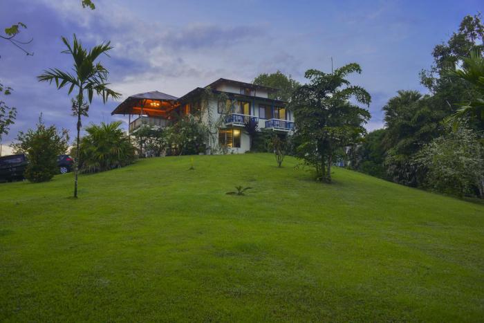 Casa Drake Lodge