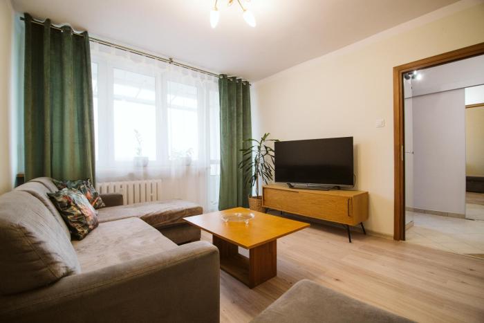 Apartament z loggią 20 min do Dworca Głównego