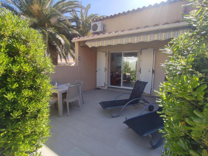 Villa 21, Cap Sauvage au village naturiste