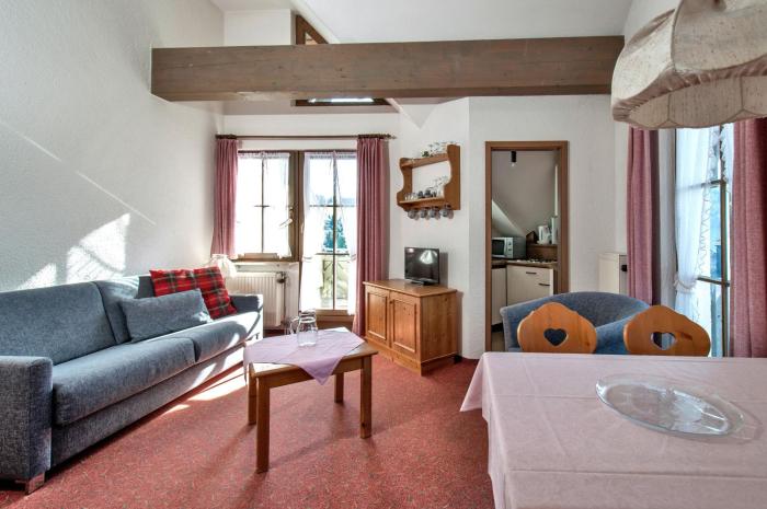 Apartment 15 - Ferienresidenz Roseneck, Galeriewohnung, mit Schwimmbad in Todtnauberg bei Feldberg