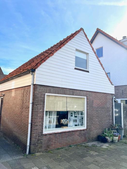 Beach house met parkeerplaats in het centrum