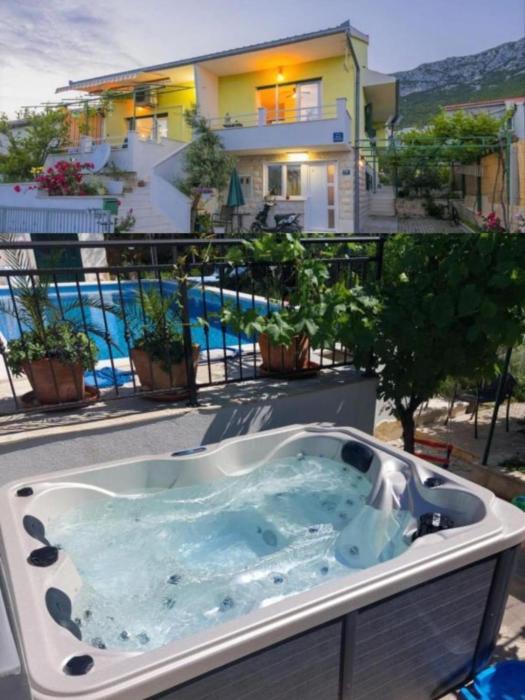 Private heated pool and jacuzzi #House Sandra