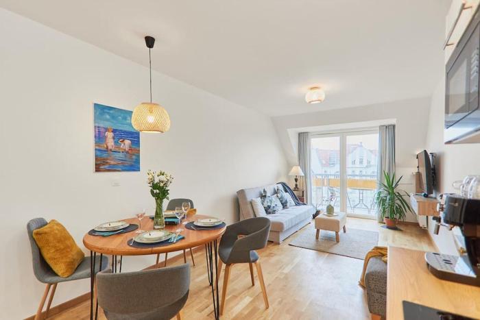 Golden Hour Apartments- Plac Słowiański 37