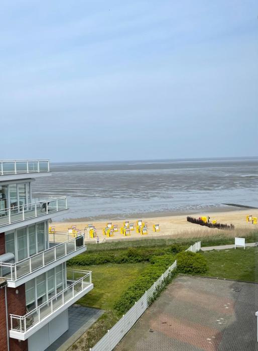 Traumhafte Ferienwohnung - direkter Meerblick - 50m zum Strand in Cuxhaven Duhnen in 1A Lage im Haus Seehütte