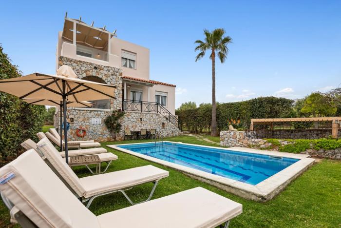 Sea view villa Stelios with Private pool Near the beach
