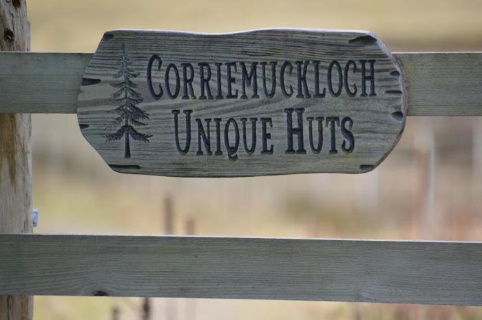Corriemuckloch Unique Huts