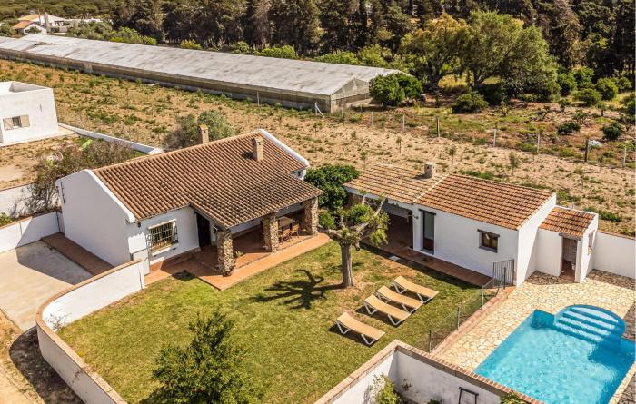Stunning Home In Conil De La Frontera