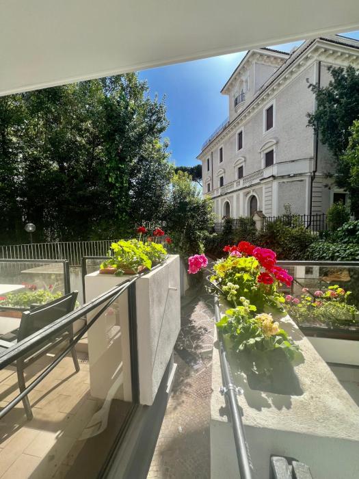 Villa Borghese Green Apartment