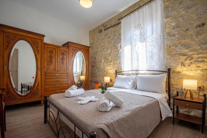 Kalomiris Thea Suite