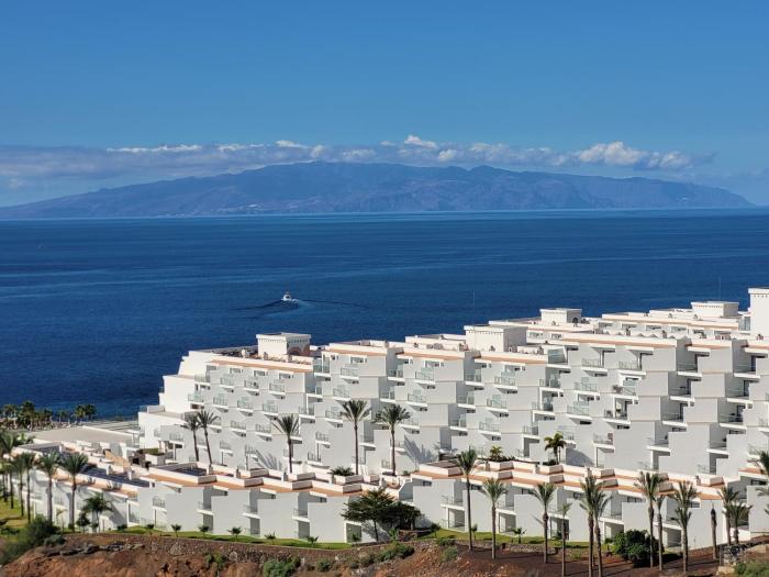 Apartment on the beach Paraiso Playa, Sea Views