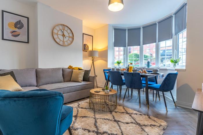 Luxury Home for Contractor & Families close to Birmingham City Centre & M5