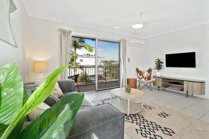 Golden State of Mind Coastal Haven in Broadbeach