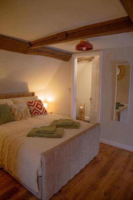 Cosy Town Loft by Shropshire Abodes