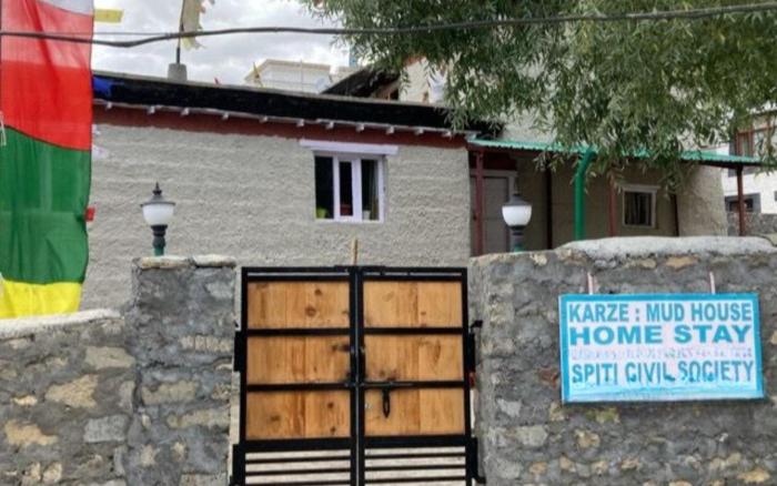 Karze Heritage Mud House by StayApart