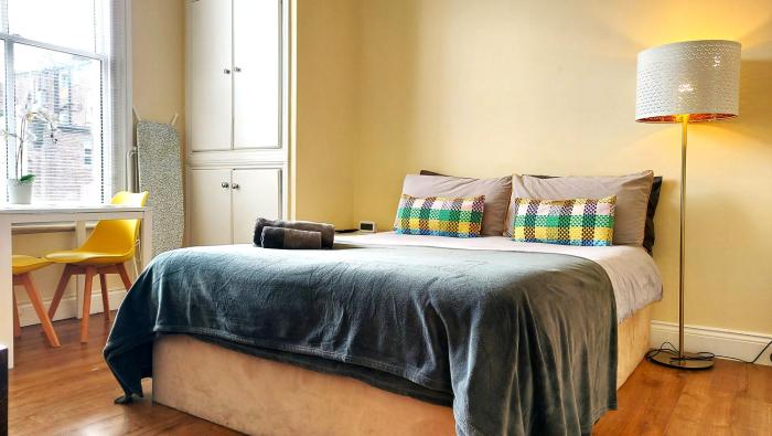 Fine Studio Flat - Shepherds Bush-Notting Hill