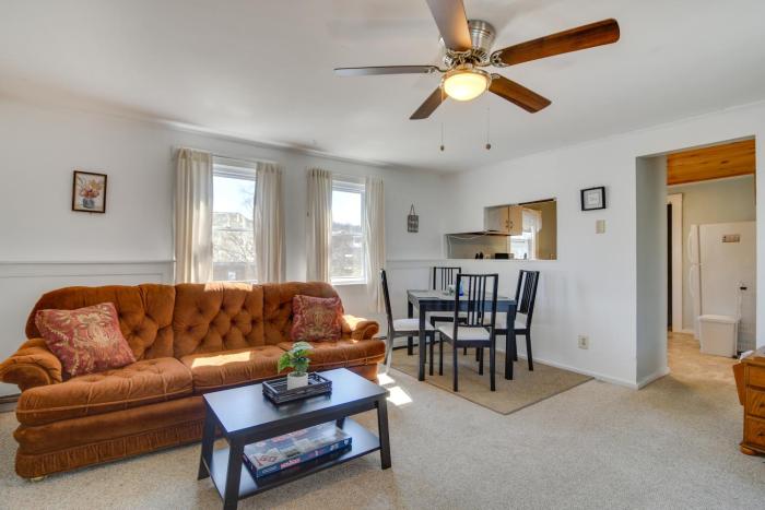 Oakland Apt on Messalonskee Lake w Dock Access!