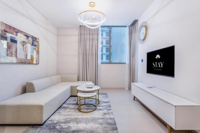 STAY BY LATINEM Luxury 1BR Holiday Home CV A1507 near Burj Khalifa