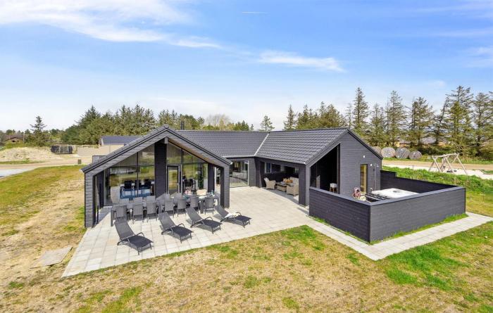 Amazing Home In Rømø With Sauna