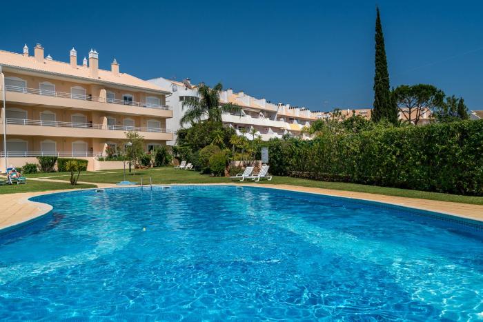 VILAMOURA Two Bedroom Near Praia Falésia