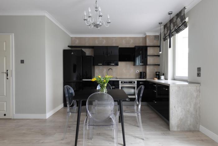 Apartament,Nowe Miasto 2pokoje, 4osoby, Parking, Loggia, udogodnienia dla dzieci