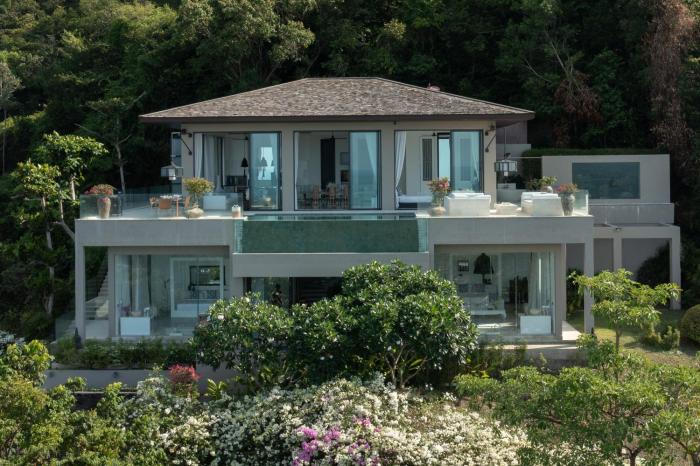 Villa Belle - fully serviced private sea view villa with an award winning in-house cook