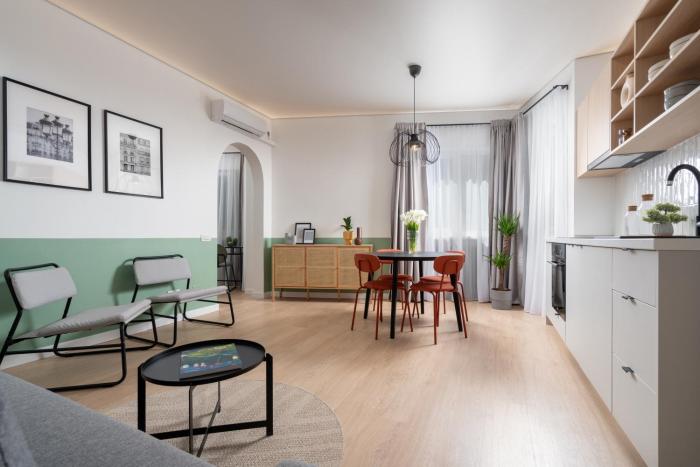 Florence Downtown by Urbanesq