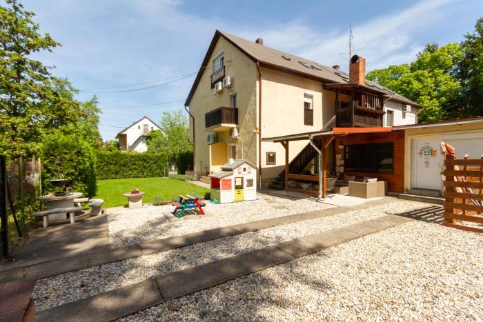 Kincső Vendégház Siófok by NeWave Apartments