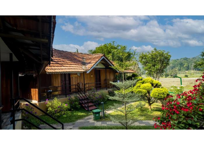 Mystery Maze Resort and Spa