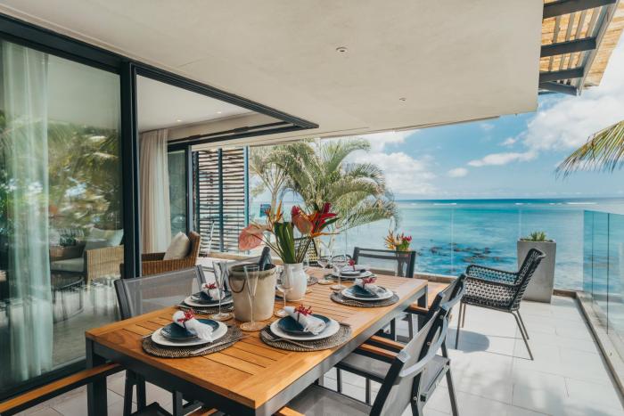 Magnificent 3 Bedroom Penthouse with Rooftop Pool