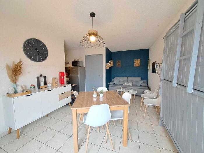 Appartement avec terrasse, clim portative et accès direct plage - FR-1-326-822