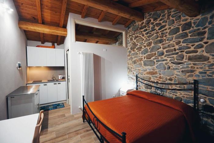 IL CANICCIO Borgo Isora