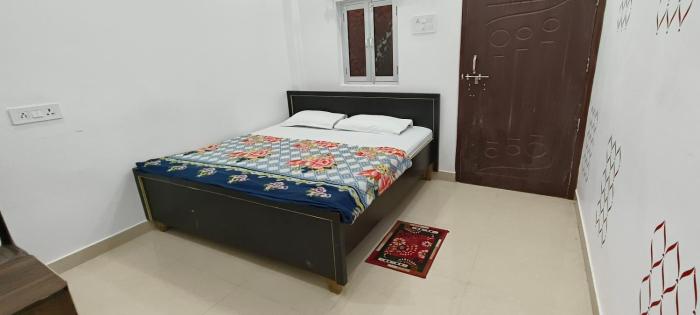 Maa kaushalya Guest House in Ayodhya