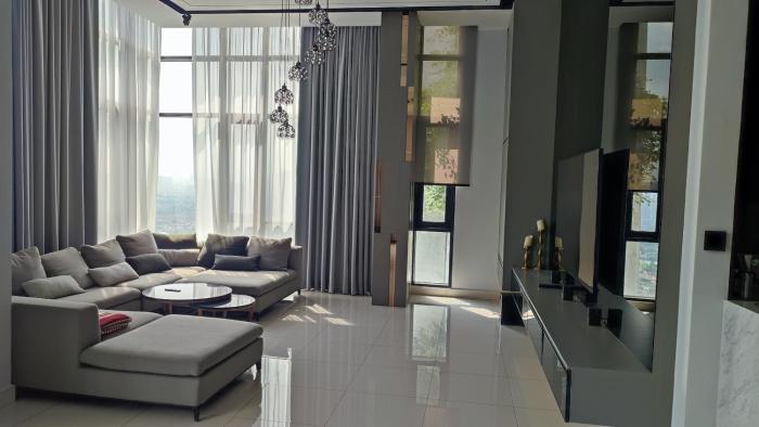 Penthouse In Dua Menjalara