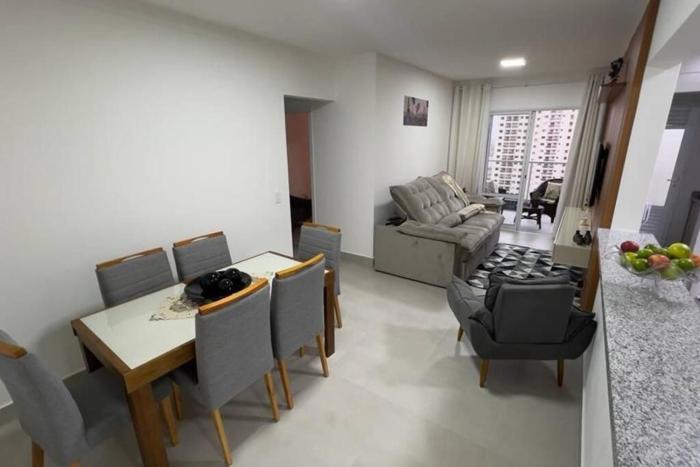 Apto na Praia Grande Vista Mar