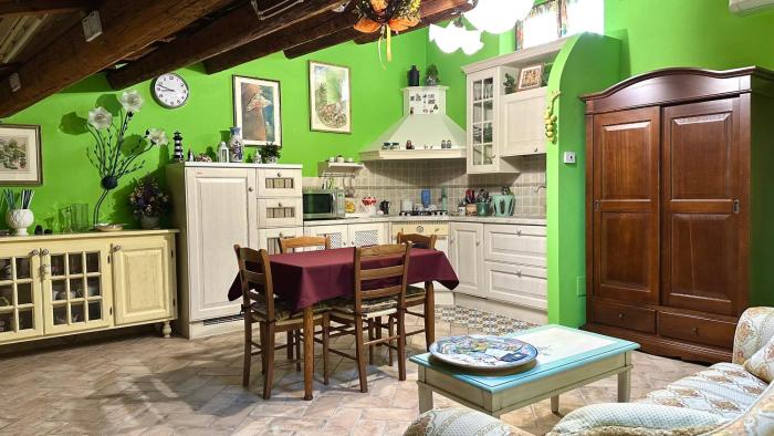 SE060 - Deliziosa mansarda in centro storico