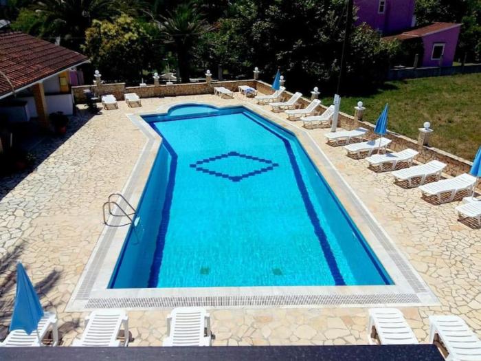 Margarita-Fondas Apartments