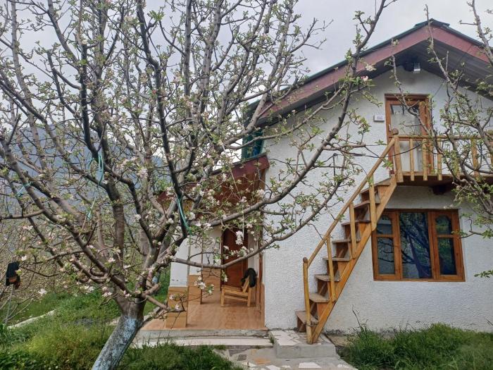 Nomads abode