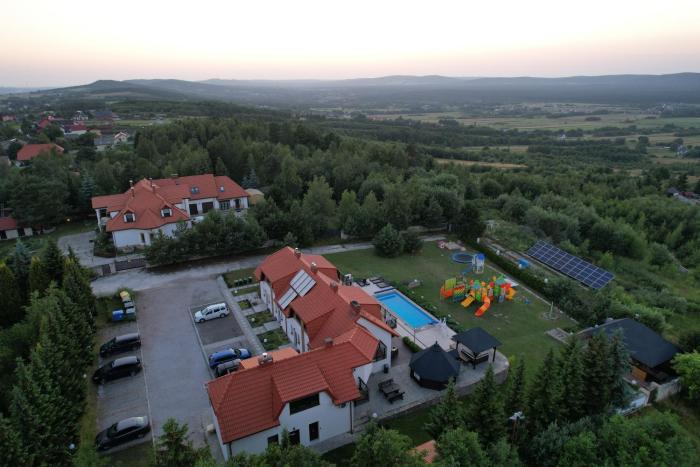 Apartamenty Pod Łysicą & SPA - przy stoku, basen, jacuzzi, sauna