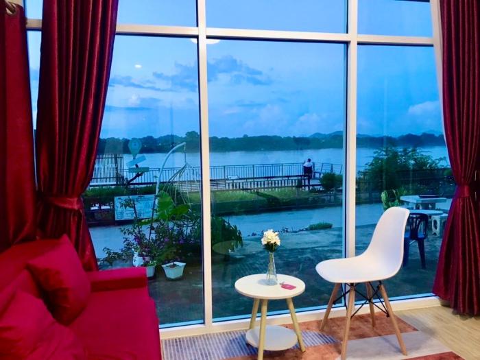 บ้านสายน้ำ ติดแม่น้ำโขง