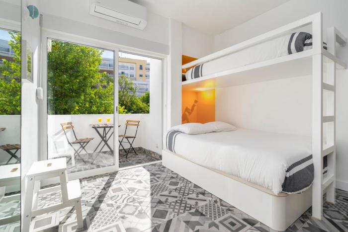 Warm Yellow Albufeira