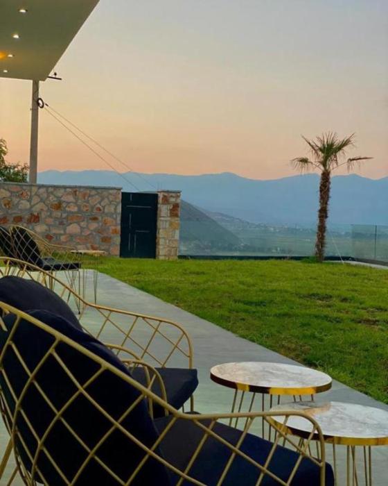 ILLYRIAN Paradise