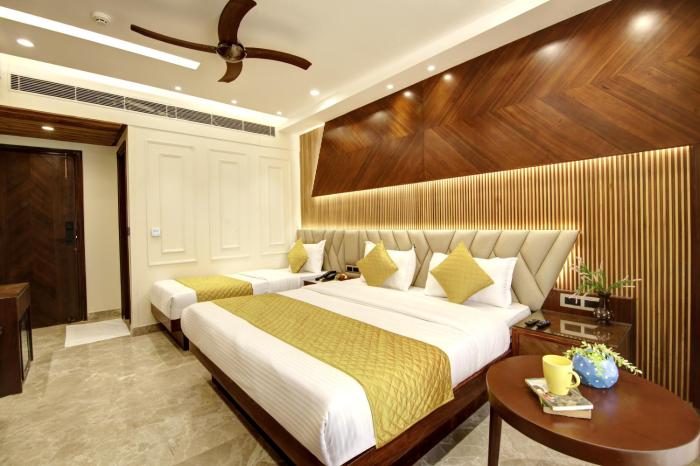 The Vanson Pride - Premier Stay & luxury Restaurant - 1Km Connaught Place