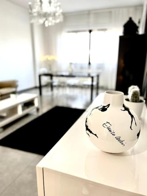 Sun-kissed seaside retreat: your Pescara getaway