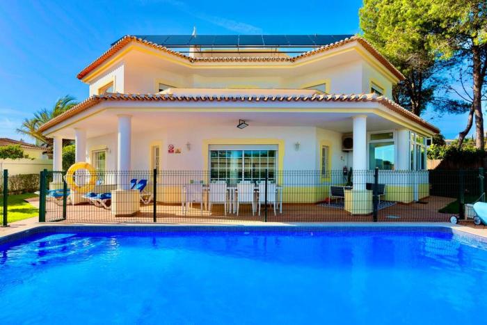 Casa Luna with Saltwater Pool