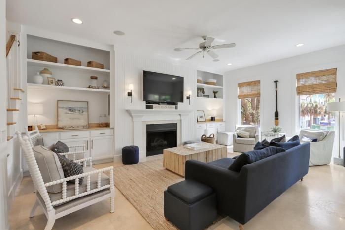 7 BR 8 BA Private Pool 7K 4Q 2Dbl 1T Sleep 24 Bikes & Beach Gear included